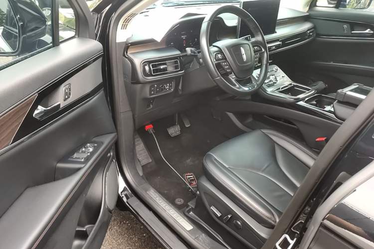Used Lincoln Nautilus 2021 2.0T Four-Wheel Drive Luxury Edition Driver Seat