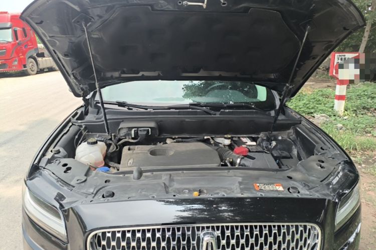 Used Lincoln Nautilus 2021 2.0T Four-Wheel Drive Luxury Edition Engine Bay