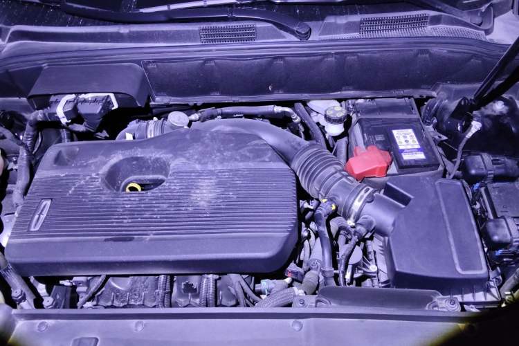 Used Lincoln Nautilus 2021 2.0T Four-Wheel Drive Luxury Edition Engine Bay