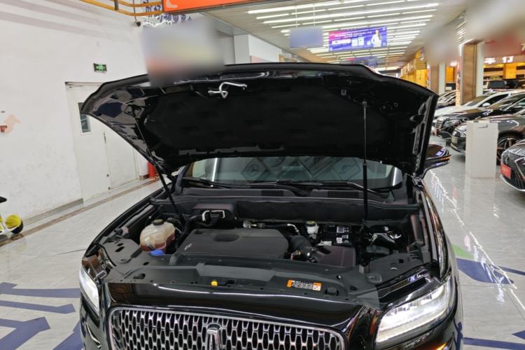 Used Lincoln Nautilus 2021 2.0T Four-Wheel Drive Luxury Edition Engine Bay
