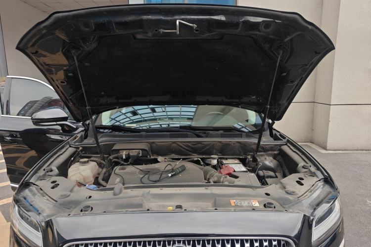 Used Lincoln Nautilus 2021 2.0T Four-Wheel Drive Luxury Edition Engine Bay