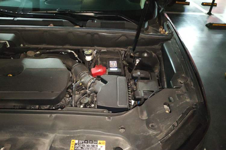 Used Lincoln Nautilus 2021 2.0T Four-Wheel Drive Luxury Edition Engine Bay Left