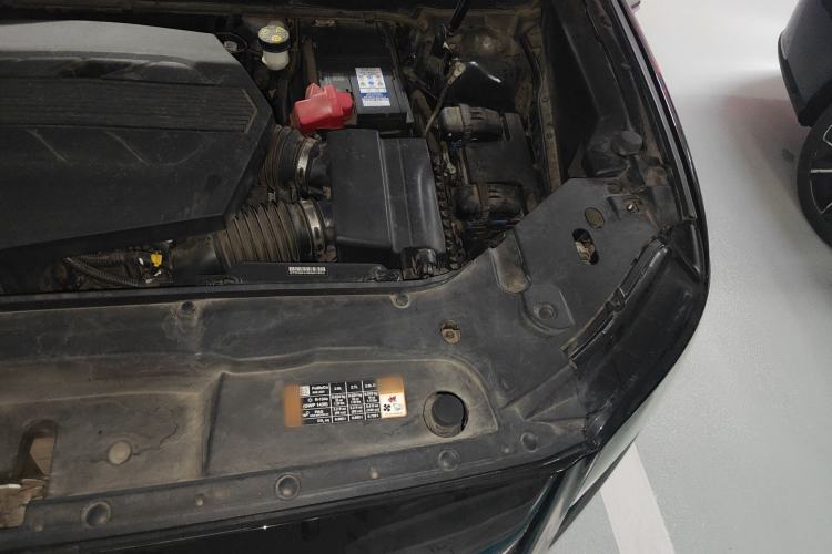 Used Lincoln Nautilus 2021 2.7T Four-Wheel Drive Prestige Edition Engine Bay Left