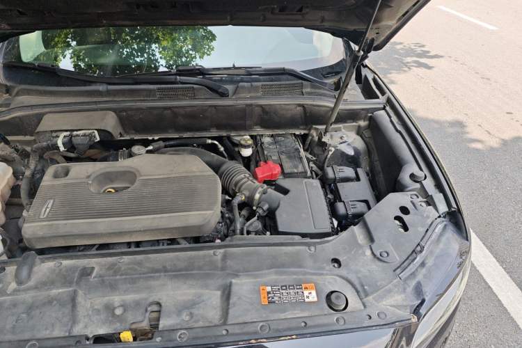 Used Lincoln Nautilus 2021 2.0T Four-Wheel Drive Luxury Edition Engine Bay Left