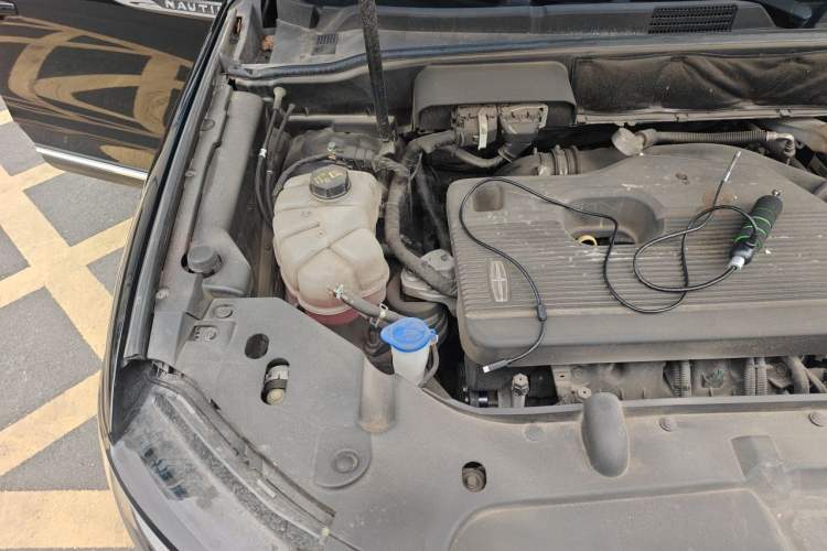 Used Lincoln Nautilus 2021 2.0T Four-Wheel Drive Luxury Edition Engine Bay Right