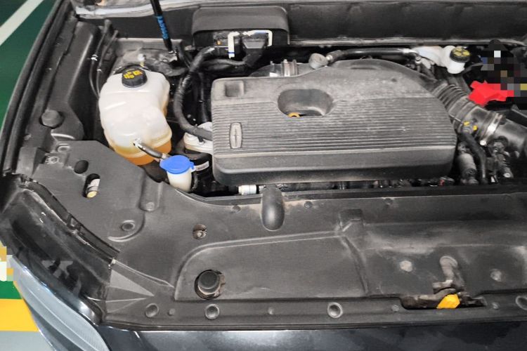 Used Lincoln Nautilus 2021 2.0T Four-Wheel Drive Luxury Edition Engine Bay Right