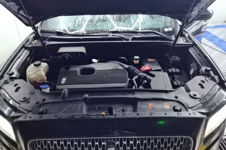 Used Lincoln Nautilus 2021 2.0T Four-Wheel Drive Luxury Edition Engine Bay