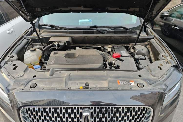 Used Lincoln Nautilus 2021 2.0T Four-Wheel Drive Luxury Edition Engine Bay