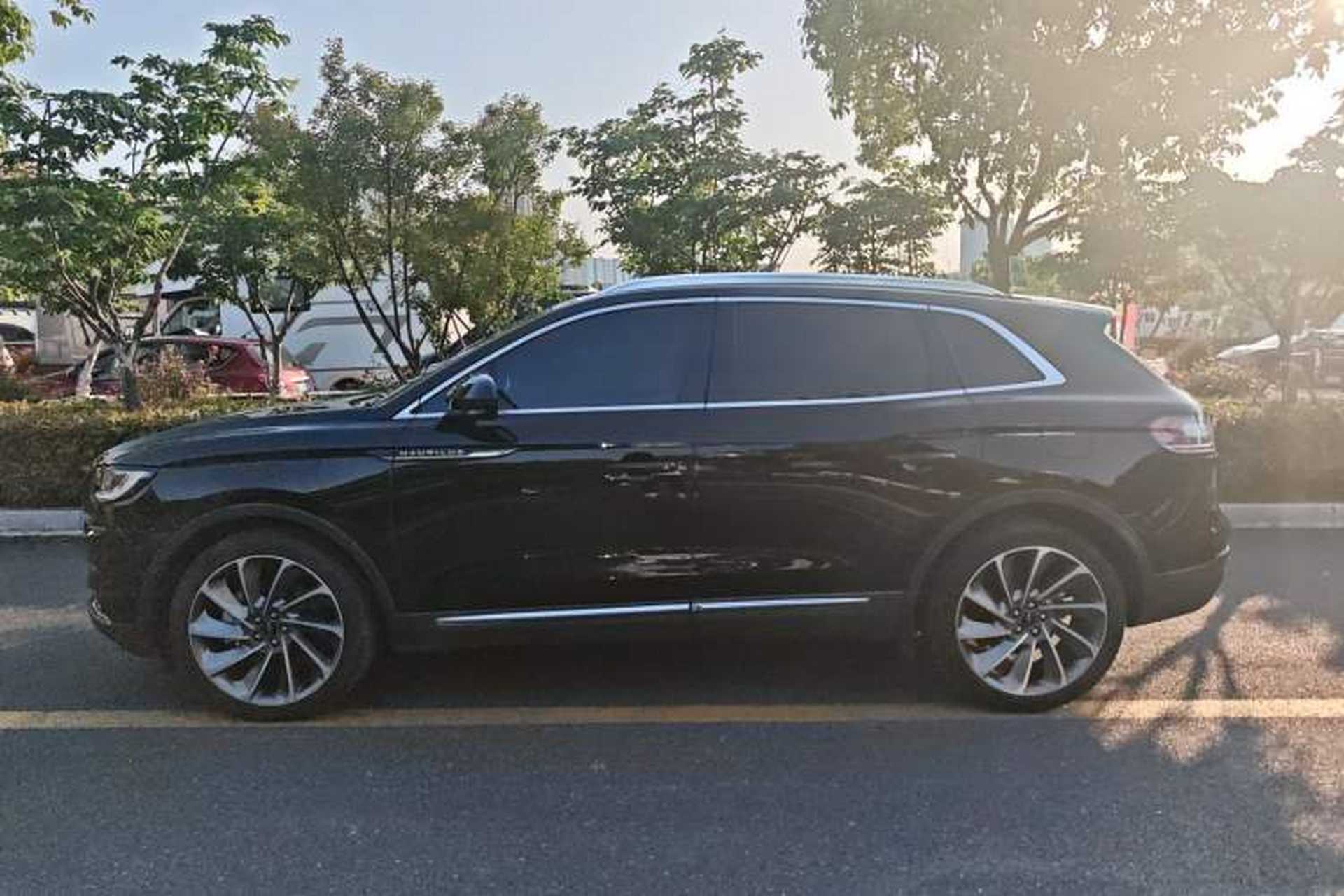 Used Lincoln Nautilus 2021 2.7T Four-Wheel Drive Prestige Edition Exterior 2