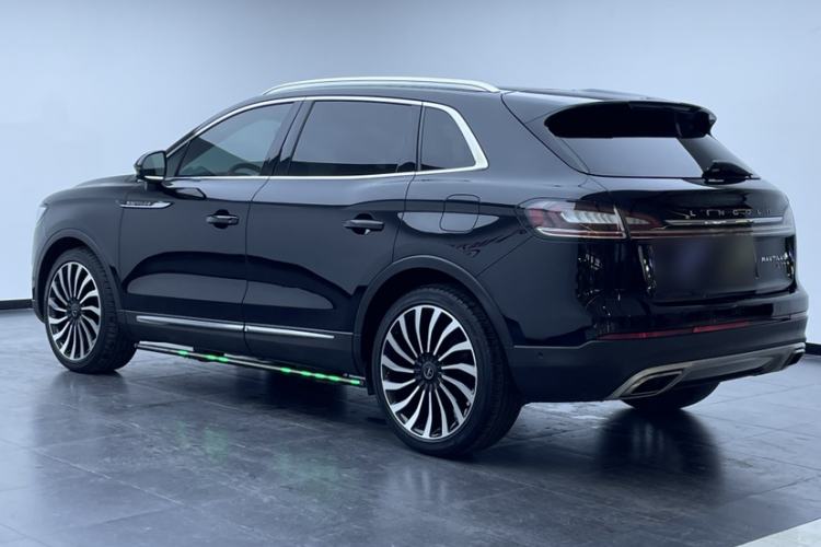 Used Lincoln Nautilus 2021 2.7T Four-Wheel-Drive Presidential Edition Exterior 3