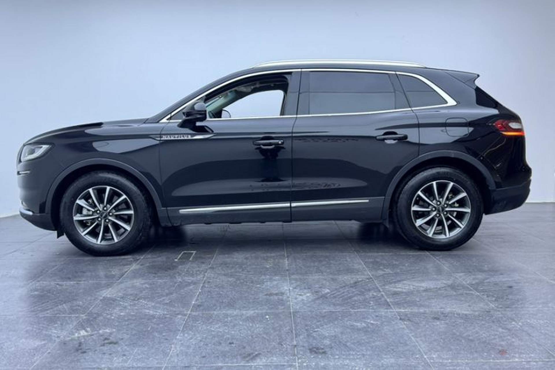 Used Lincoln Nautilus 2021 2.0T Two-Wheel Drive Zunyue Edition Exterior 6