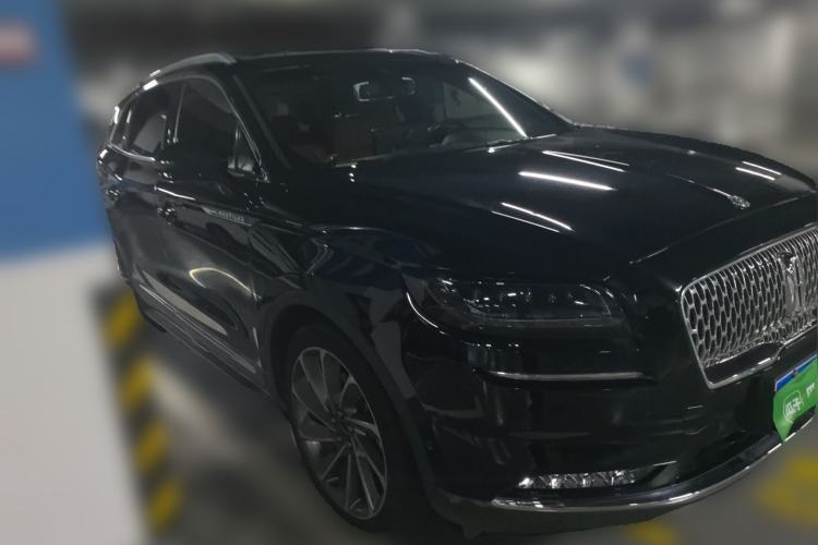 Used Lincoln Nautilus 2021 2.7T Four-Wheel Drive Prestige Edition Front Right 45 Deg