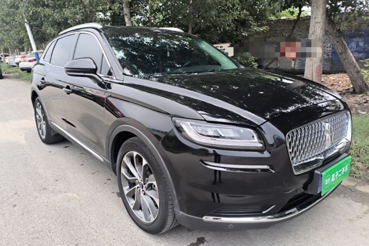 Used Lincoln Nautilus 2021 2.0T Four-Wheel Drive Luxury Edition Front Right 45 Deg