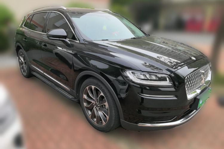 Used Lincoln Nautilus 2021 2.0T Four-Wheel Drive Luxury Edition Front Right 45 Deg