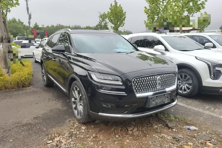 Used Lincoln Nautilus 2021 2.0T Four-Wheel Drive Luxury Edition Front Right 45 Deg