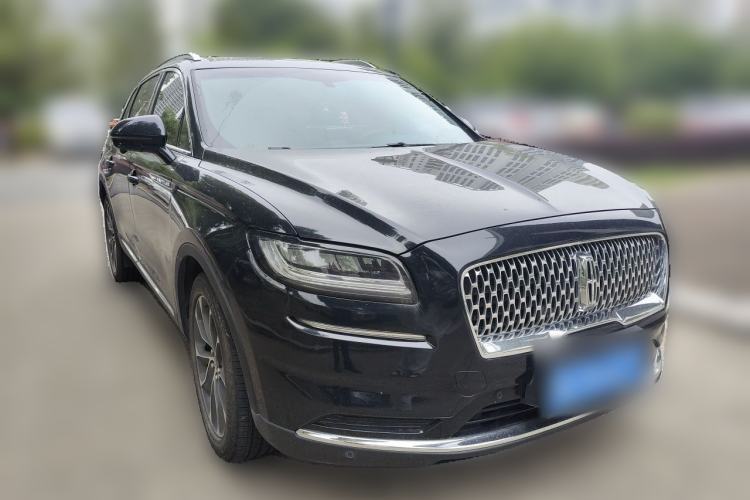 Used Lincoln Nautilus 2021 2.0T Four-Wheel Drive Luxury Edition Front Right 45 Deg