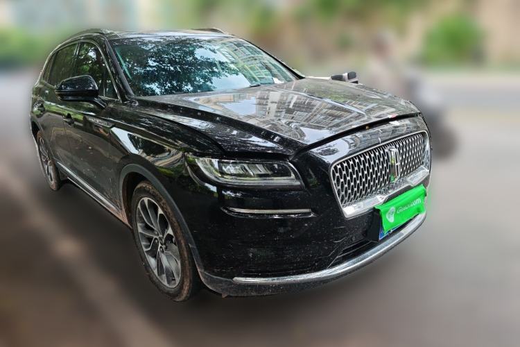 Used Lincoln Nautilus 2021 2.0T Four-Wheel Drive Luxury Edition Front Right 45 Deg