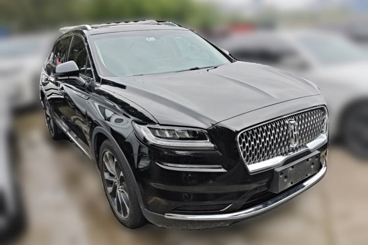 Used Lincoln Nautilus 2021 2.0T Four-Wheel Drive Luxury Edition Front Right 45 Deg