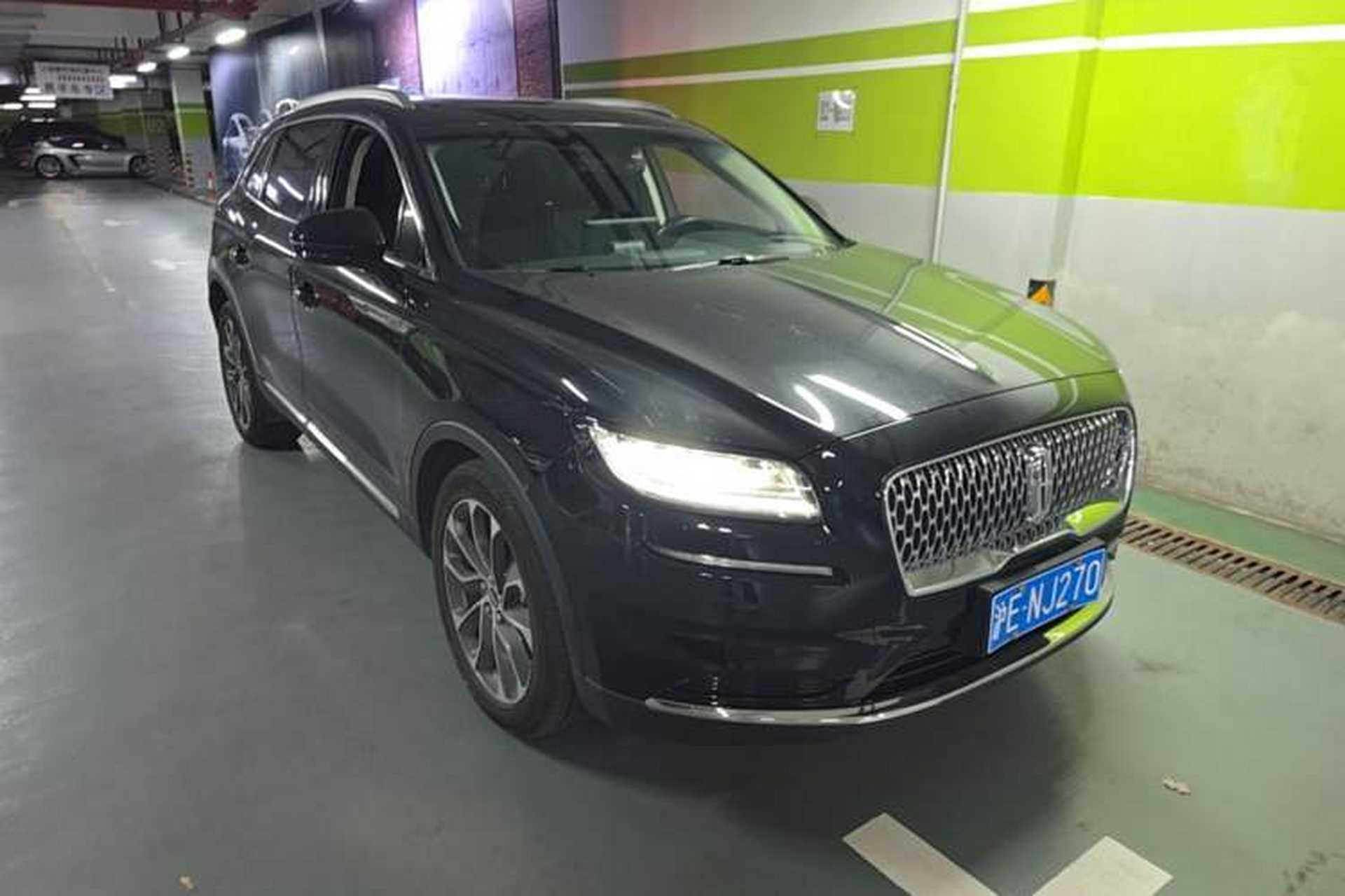 Used Lincoln Nautilus 2021 2.0T Four-Wheel Drive Luxury Edition Front Right 45 Deg