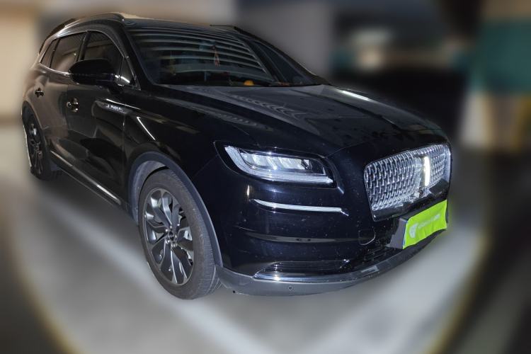 Used Lincoln Nautilus 2021 2.0T Four-Wheel Drive Luxury Edition Front Right 45 Deg