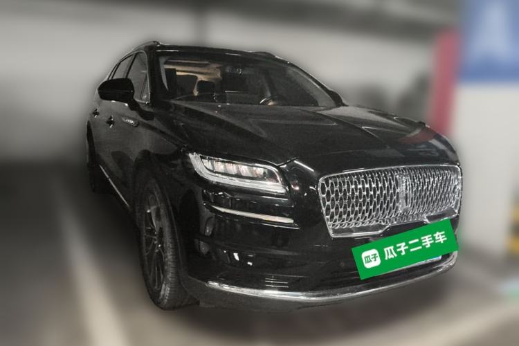 Used Lincoln Nautilus 2021 2.0T Four-Wheel Drive Luxury Edition Front Right 45 Deg