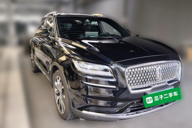 Used Lincoln Nautilus 2021 2.0T Four-Wheel Drive Luxury Edition Front Right 45 Deg