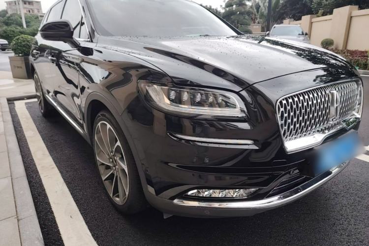 Used Lincoln Nautilus 2021 2.7T Four-Wheel Drive Prestige Edition Front Right 45 Deg