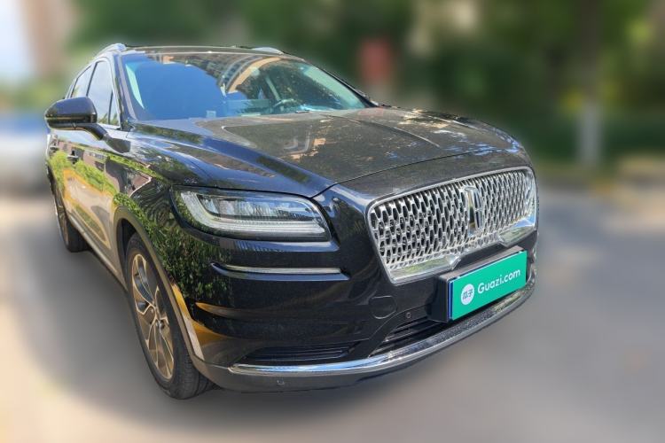 Used Lincoln Nautilus 2021 2.0T Four-Wheel Drive Luxury Edition Front Right 45 Deg