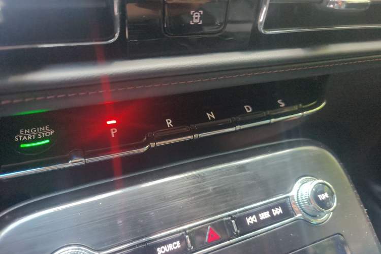 Used Lincoln Nautilus 2021 2.0T Four-Wheel Drive Luxury Edition Gear Lever