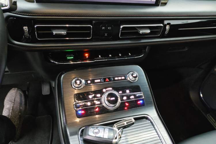Used Lincoln Nautilus 2021 2.0T Four-Wheel Drive Luxury Edition Gear Lever