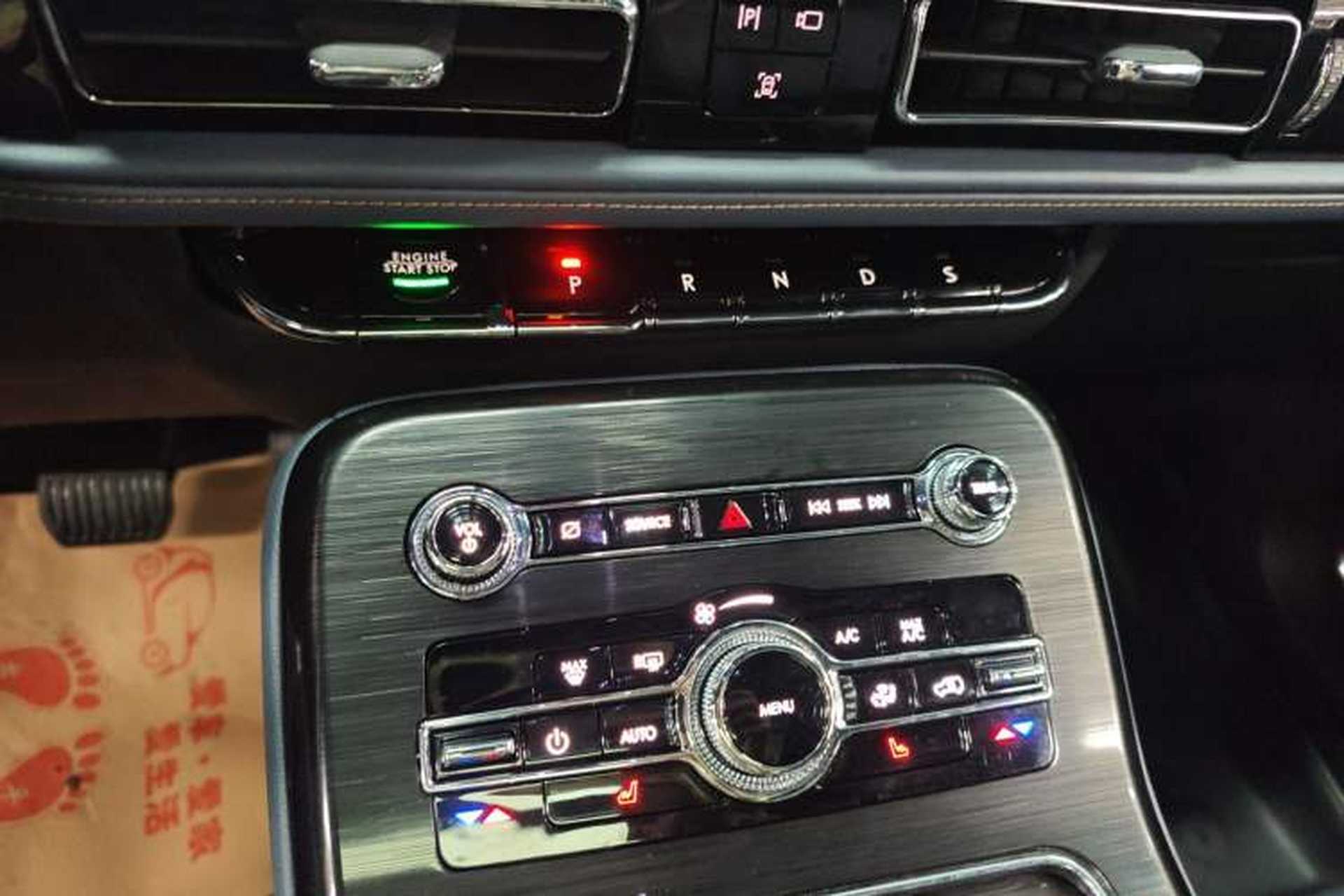 Used Lincoln Nautilus 2021 2.0T Four-Wheel Drive Luxury Edition Gear Lever