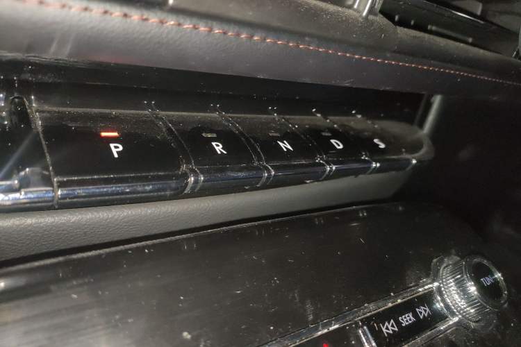 Used Lincoln Nautilus 2021 2.7T Four-Wheel Drive Prestige Edition Gear Lever
