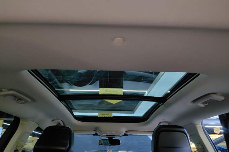 Used Lincoln Nautilus 2021 2.0T Four-Wheel Drive Luxury Edition Headliner