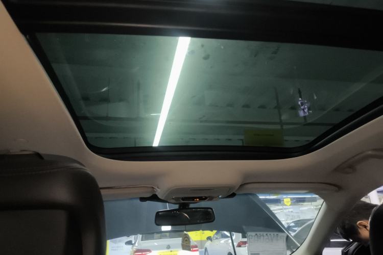 Used Lincoln Nautilus 2021 2.7T Four-Wheel Drive Prestige Edition Headliner