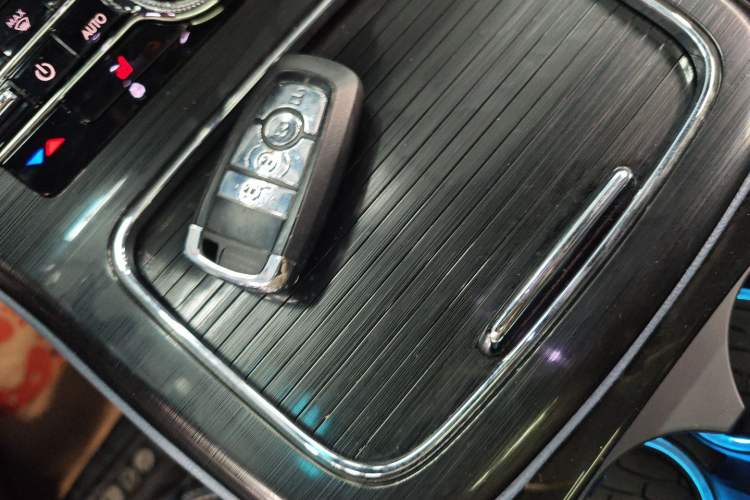 Used Lincoln Nautilus 2021 2.0T Four-Wheel Drive Luxury Edition Interior 1