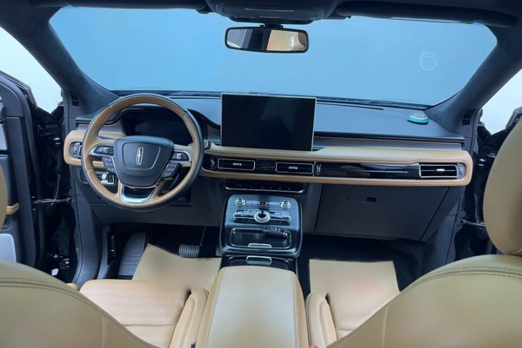 Used Lincoln Nautilus 2021 2.7T Four-Wheel-Drive Presidential Edition Interior 10