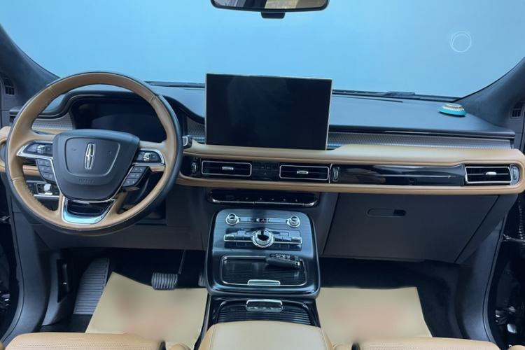 Used Lincoln Nautilus 2021 2.7T Four-Wheel-Drive Presidential Edition Interior 2