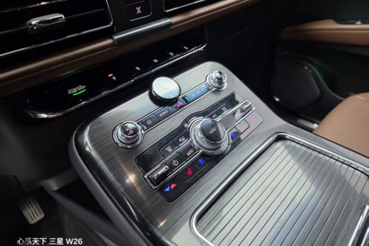 Used Lincoln Nautilus 2021 2.0T Four-Wheel Drive Luxury Edition Interior 4