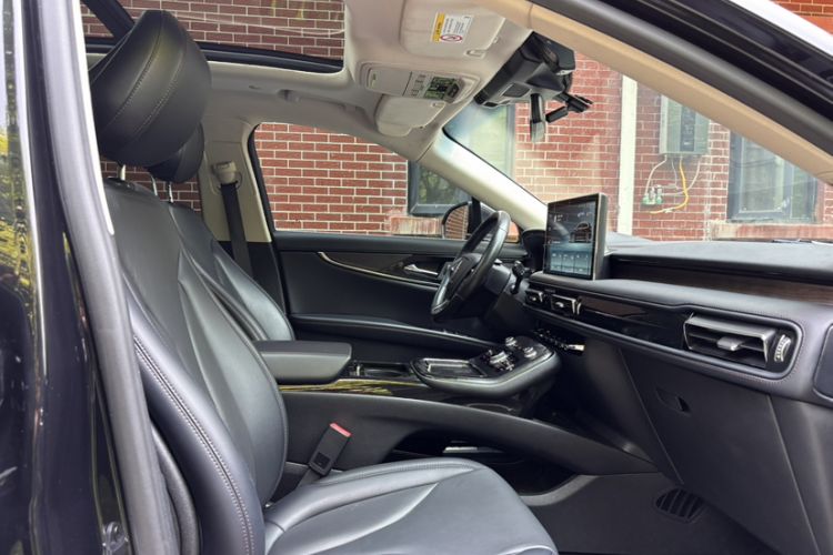Used Lincoln Nautilus 2021 2.0T Four-Wheel Drive Luxury Edition Interior 4