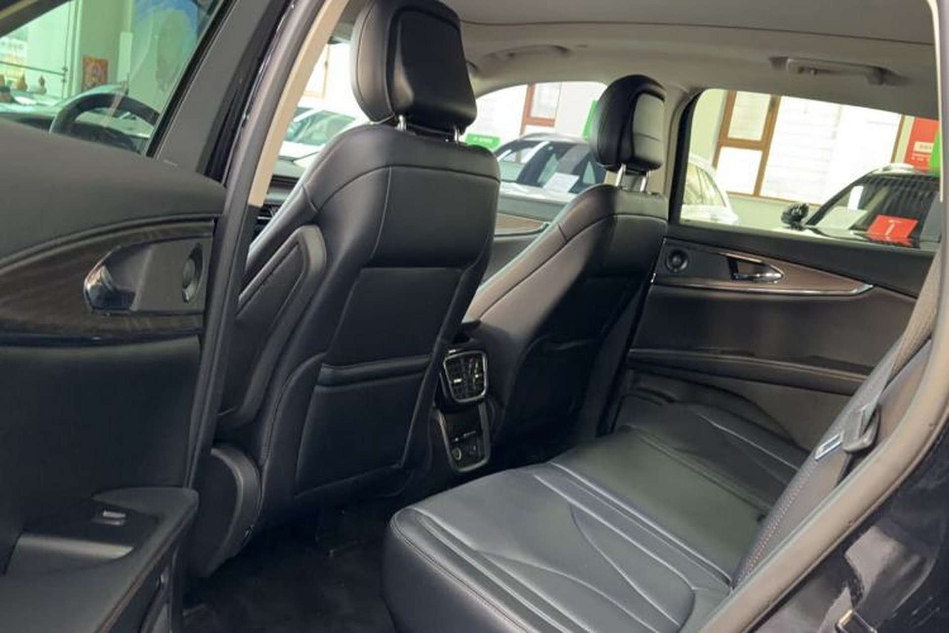 Used Lincoln Nautilus 2021 2.0T Four-Wheel Drive Luxury Edition Interior 6