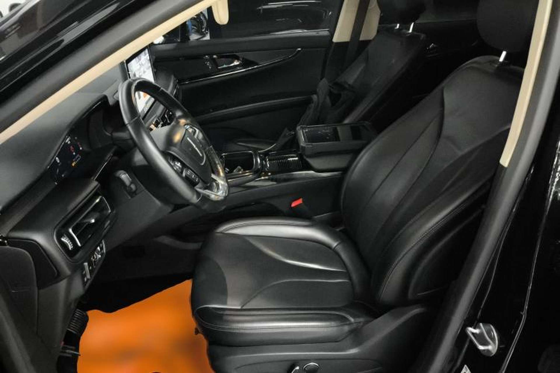 Used Lincoln Nautilus 2021 2.0T Four-Wheel Drive Luxury Edition Left Front Seat