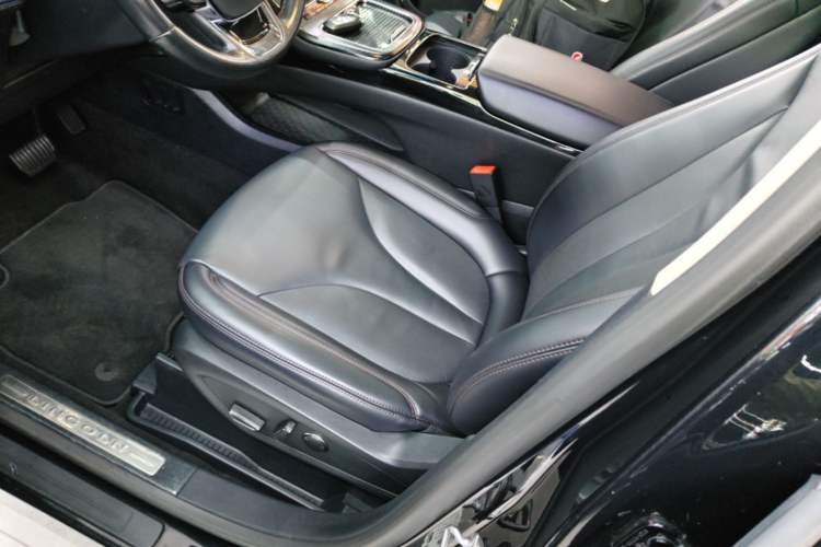 Used Lincoln Nautilus 2021 2.0T Four-Wheel Drive Luxury Edition Left Front Seat