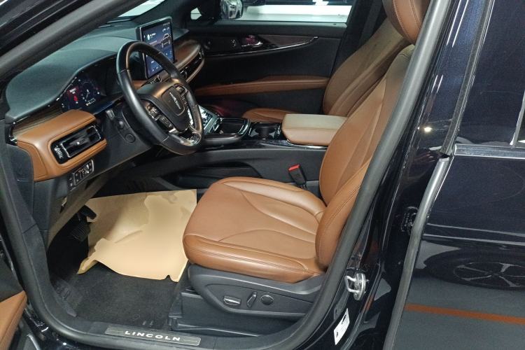 Used Lincoln Nautilus 2021 2.0T Four-Wheel Drive Luxury Edition Left Front Seat