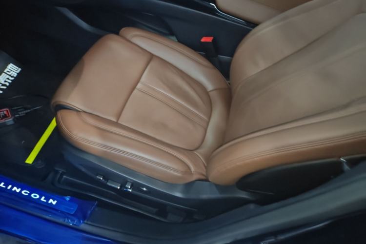 Used Lincoln Nautilus 2021 2.7T Four-Wheel Drive Prestige Edition Left Front Seat