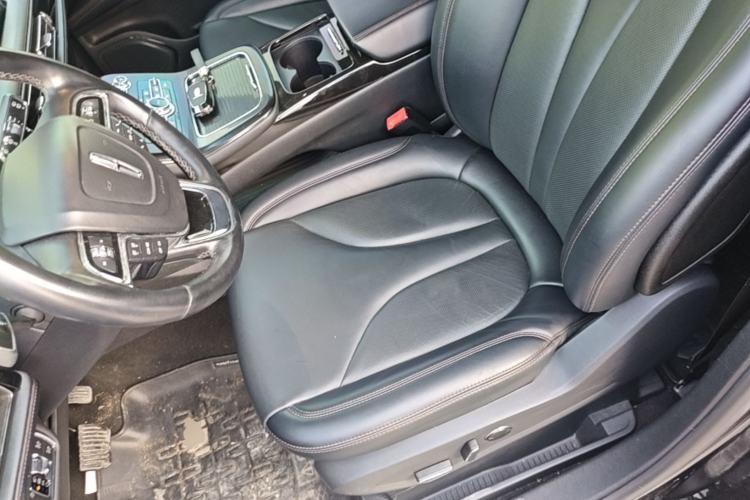 Used Lincoln Nautilus 2021 2.0T Four-Wheel Drive Luxury Edition Left Front Seat