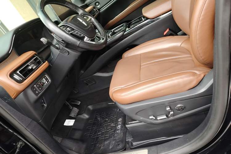 Used Lincoln Nautilus 2021 2.7T Four-Wheel Drive Prestige Edition Left Front Seat