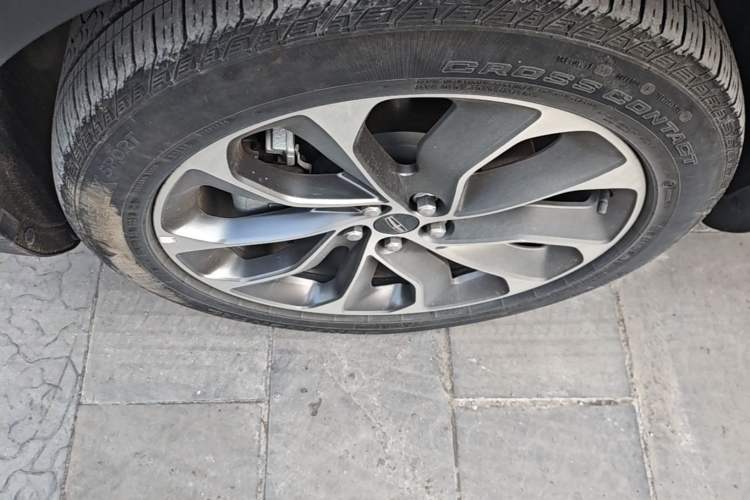 Used Lincoln Nautilus 2021 2.0T Four-Wheel Drive Luxury Edition Left Front Wheel Hub