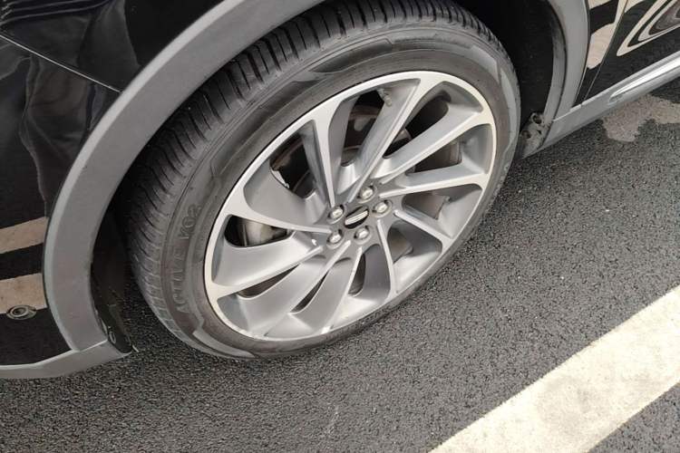 Used Lincoln Nautilus 2021 2.7T Four-Wheel Drive Prestige Edition Left Front Wheel Hub