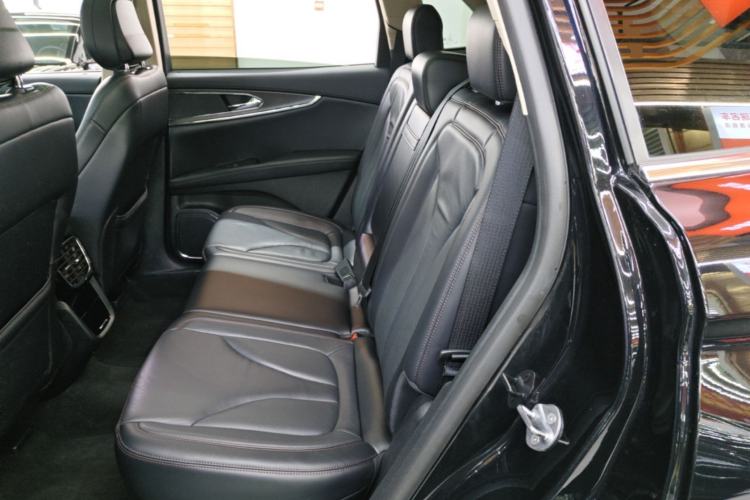 Used Lincoln Nautilus 2021 2.0T Four-Wheel Drive Luxury Edition Left Rear Seat