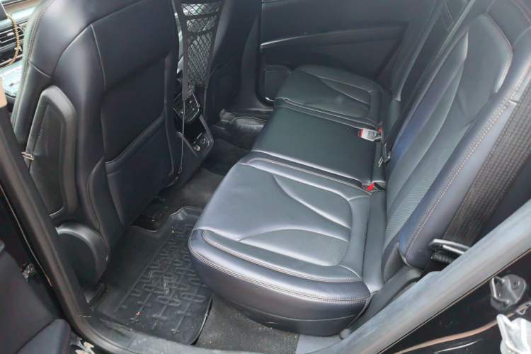 Used Lincoln Nautilus 2021 2.0T Four-Wheel Drive Luxury Edition Left Rear Seat